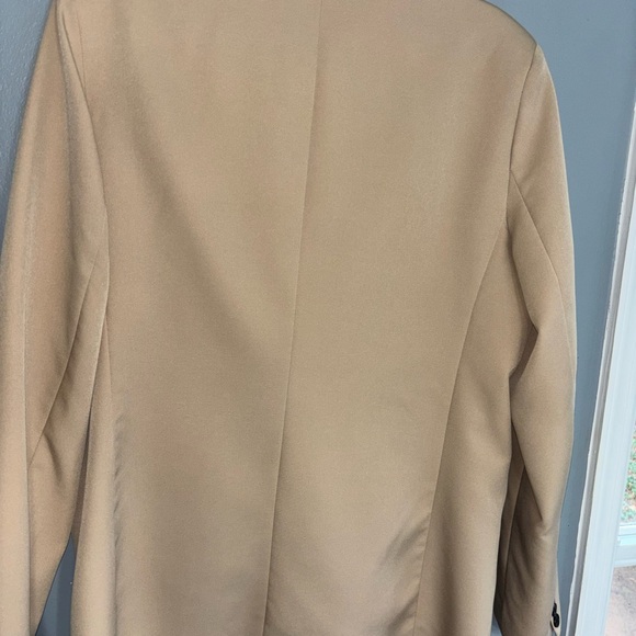 Classic Tan Double-Breasted Blazer - Picture 3 of 5